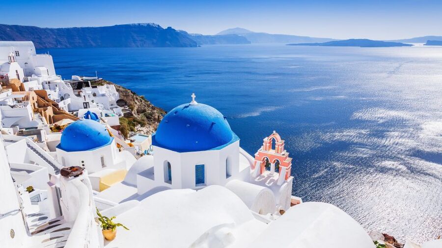 1-Day Boat Trip: Santorini Volcano, Thirassia & Oia Sunset - Volcano energy, hot springs, and why this trip works
