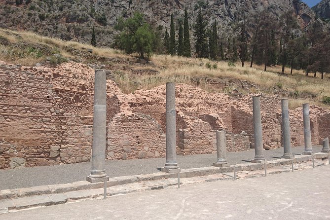 3-Day Classical Greece Tour: Epidaurus, Mycenae, Nafplion, Olympia, Delphi - Language, group size, and who this trip fits best