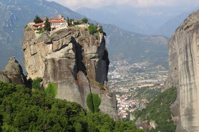 4-Day Classical Greece Tour: Epidaurus, Mycenae, Olympia, Delphi, Meteora - Hotels, dinners, and the value behind the price