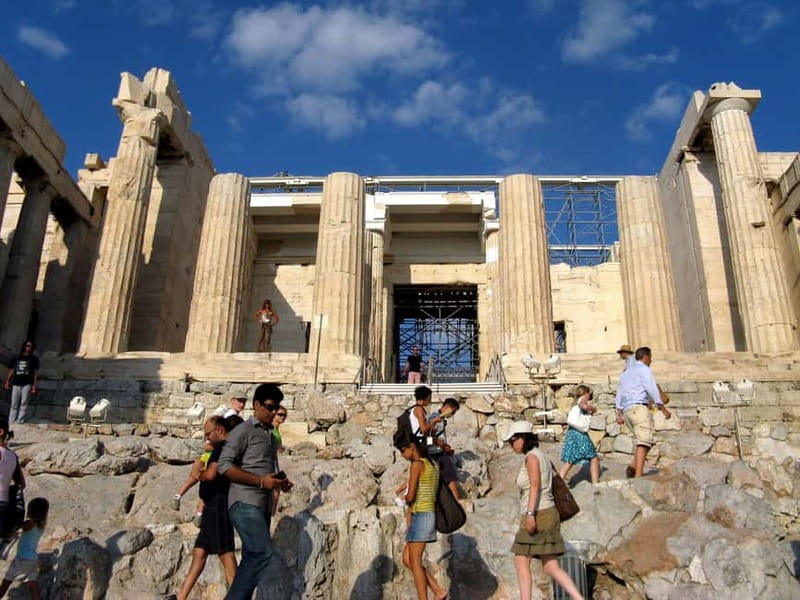 Acropolis, Parthenon and Plaka Guided tour with entrances - Should You Book This Acropolis, Parthenon and Plaka Guided Tour?