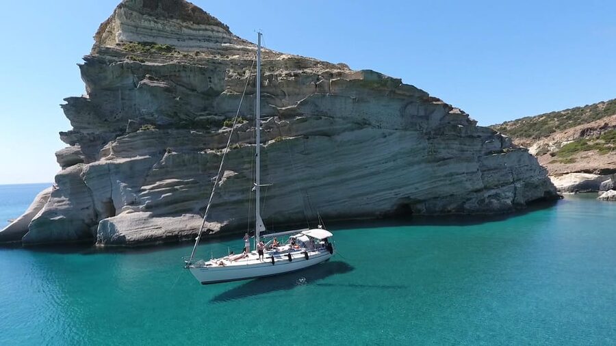 Adamantas: Full-Day Milos & Poliegos Boat Tour with Meals - Practical tips: what to pack so the day runs smoothly