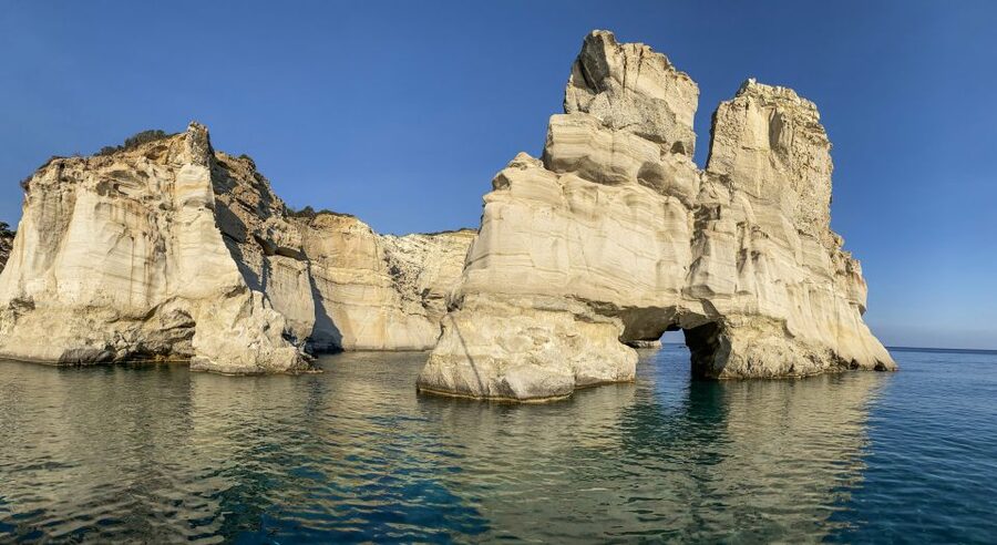 Adamas: Milos & Polyaigos Full-Day Sailboat Tour with Lunch - Sarakiniko and the Northern Coast: Photo Stops That Set the Tone