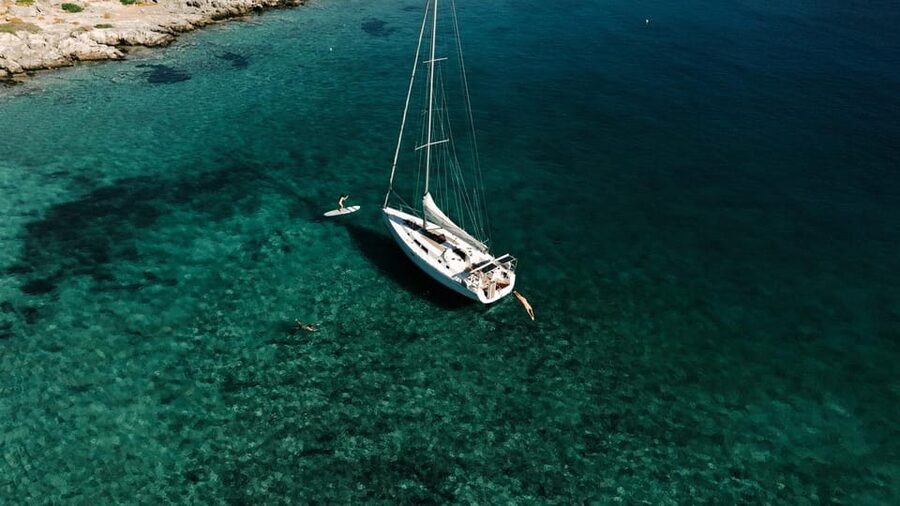 Agios Nikolaos: Golden Hour Sailboat Tour with Wine & Snacks - Snacks, local wine, and the onboard food factor