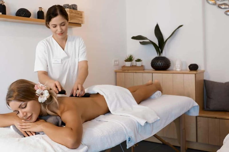 Akrotiri: Aromatherapy Couples Massage - How the 1 to 1.5 Hours Usually Flow