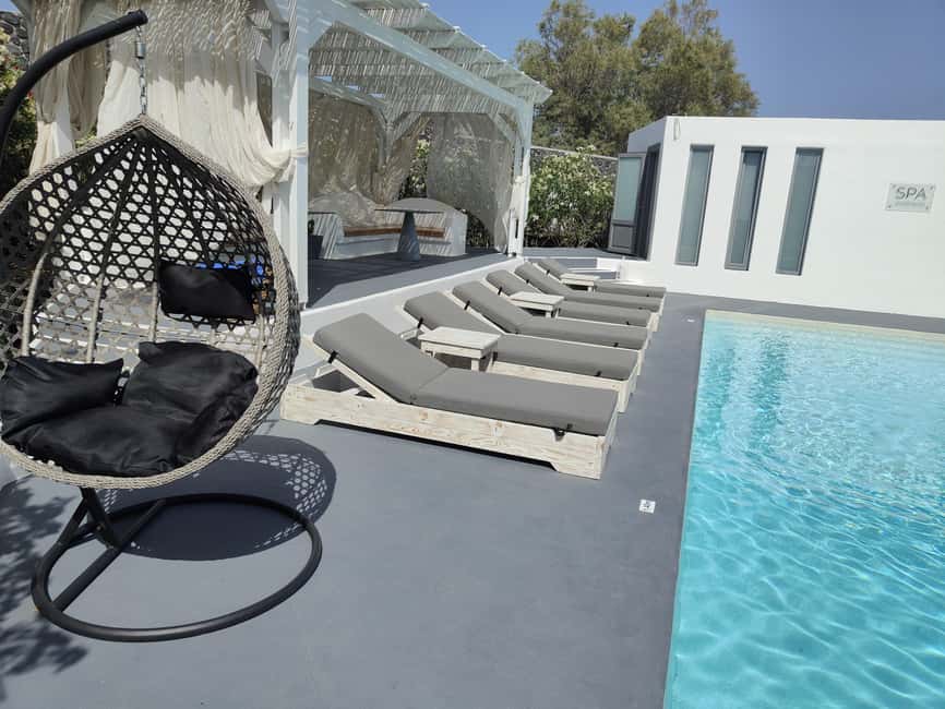 Akrotiri:Departure Day Spa Experience Couples Massage & Pool - Pool Time With Sunbeds, Umbrellas, Showers, and Changing Rooms