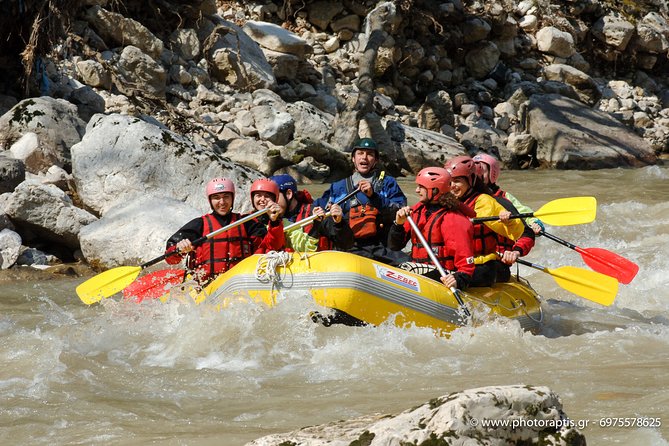 Arachthos white water river Rafting: Plaka's Bridge- Tzari - Photos and phone handling: the value of being able to relax