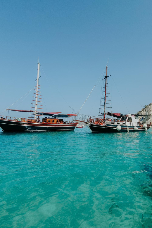Argostoli: Full-Day Boat Trip with Lunch & Wine - The mid-ride cruising segments that keep the day comfortable