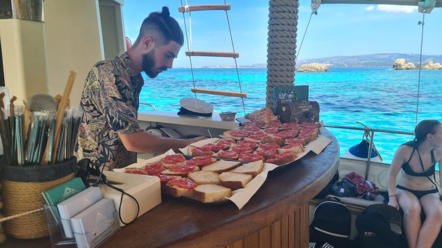 Argostoli: Full-Day Traditional Boat Cruise with Lunch - Key highlights at a glance