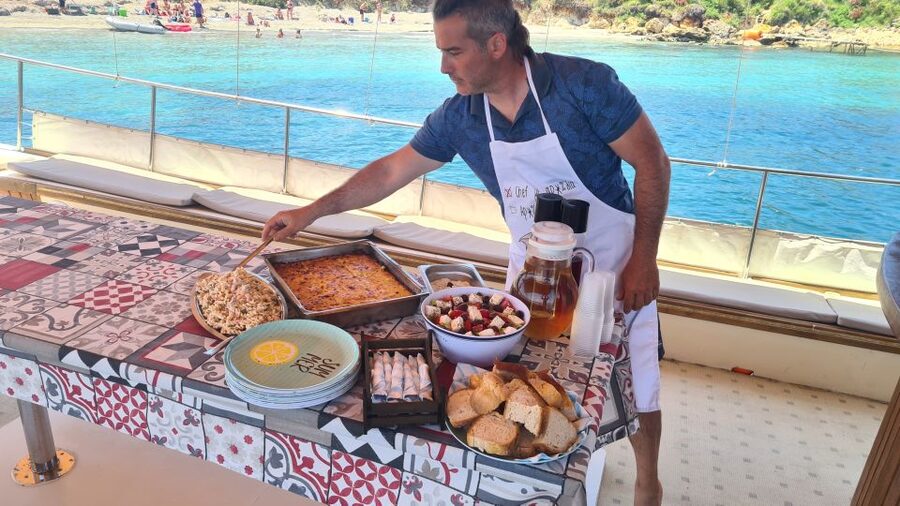 Argostoli: Full-Day Traditional Boat Cruise with Lunch - Your 7-hour schedule, and how to not waste the day