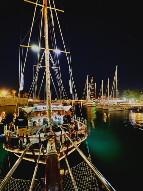 Athens: 3-Hour Sunset Cruise with Swim Stop, Snacks & Drinks - Finding CALYPSO at Marina Zea Pier E (and not missing departure)