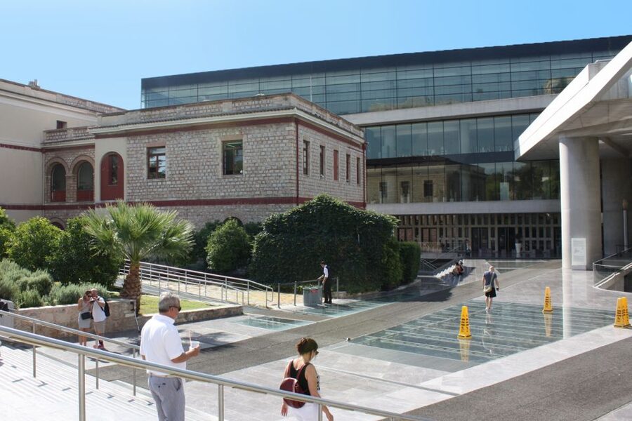 Athens: Acropolis & Acropolis Museum Ticket with Audio Guide - The audio guides: offline, repeatable, and built for pacing