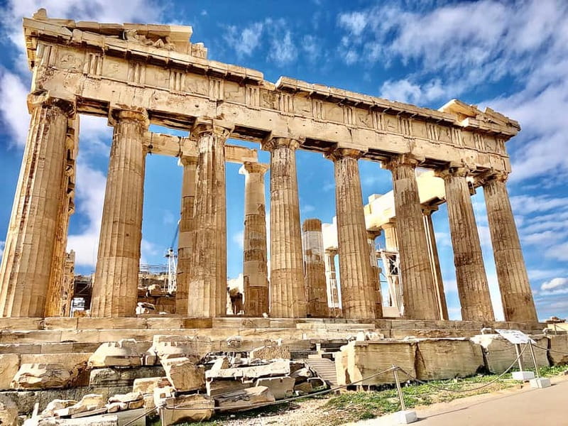 Athens: Acropolis Guided Tour in Spanish-Option Tickets - Propylaea, then the ceremonial route toward the main temples