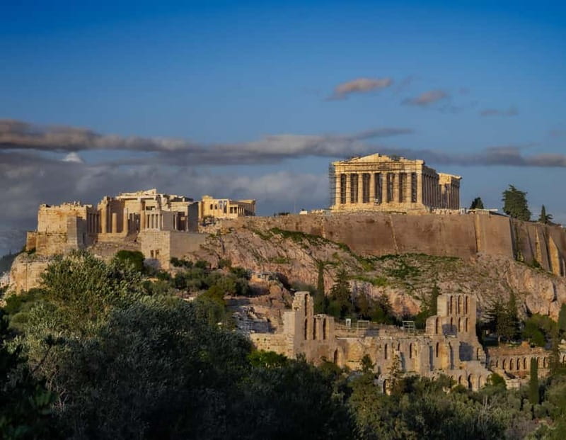 Athens: Acropolis Guided Tour in Spanish-Option Tickets - Starting point and the two-hour pace on stone steps