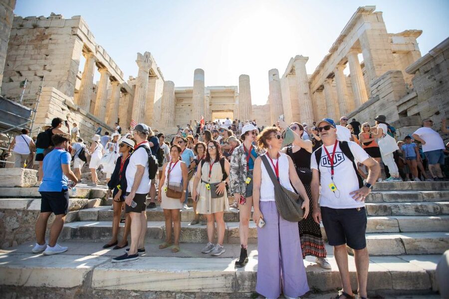 Athens: Acropolis & Parthenon Walking Tour with Expert Guide - Erechtheion Caryatids: close enough to appreciate the human touch