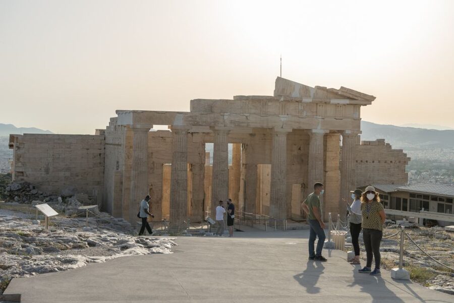 Athens: Acropolis & Plaka Neighborhood Private Walking Tour - Key things I’d watch for on this tour