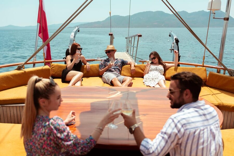 Athens: Agistri, Metopi & Aegina Cruise with Meals & Drinks - Sailing Back to Athens: Sunset Views and a “Done Right” Finish