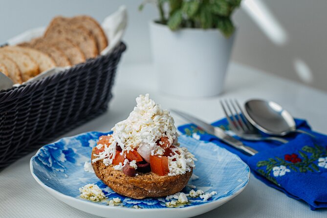 Athens: Around Greece in 5 Dishes: Dinner, Theater & Music - Wine and Spirit Pairings, Plus Dietary Reality Checks