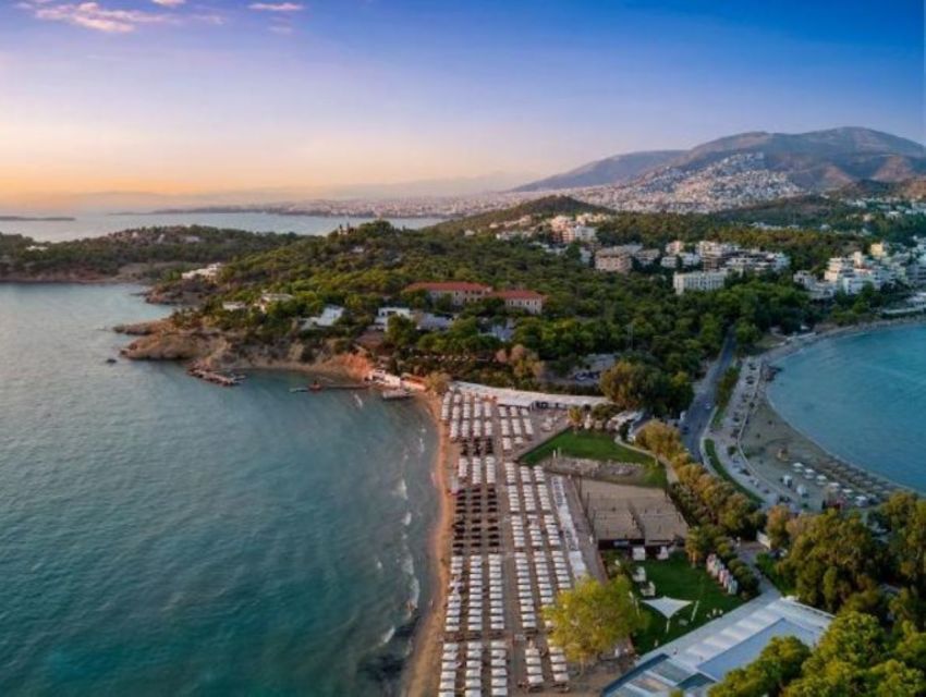 Athens: Athenian Riviera Private Tour by Van - Cape Sounion and the Temple of Poseidon: the big view moment