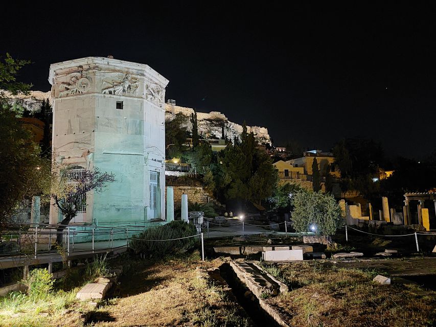 Athens: City Highlights Nighttime Walking Tour in Spanish - The Zappeion Olympic Village and Panathinaiko Stadium in the same circuit