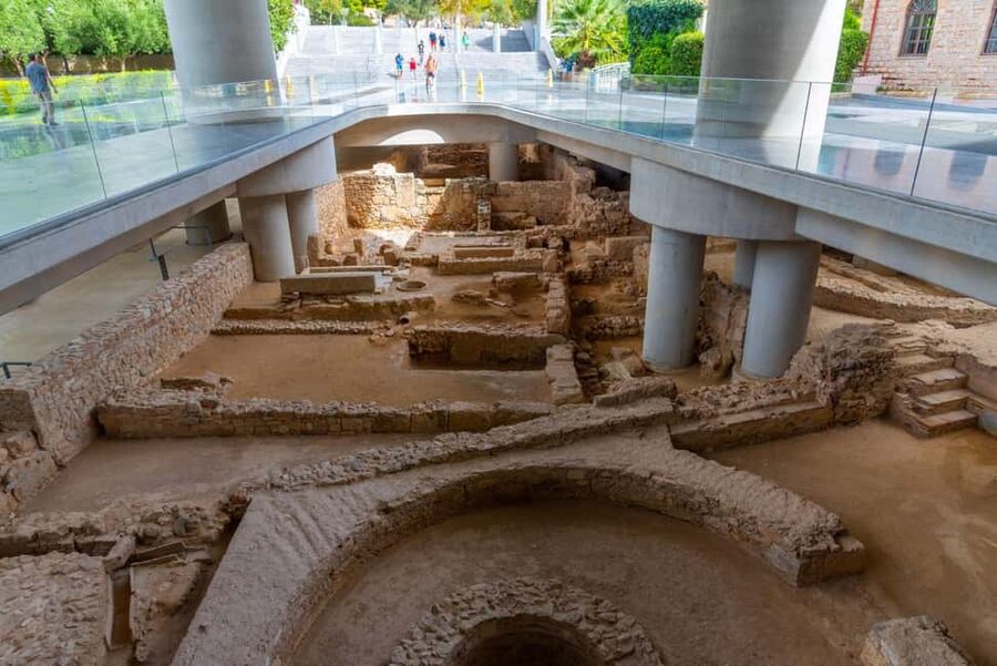 Athens: City Pass with Acropolis, Museums, HoHo & Transport - Discounts and extras: small savings, nice if you’re shopping anyway