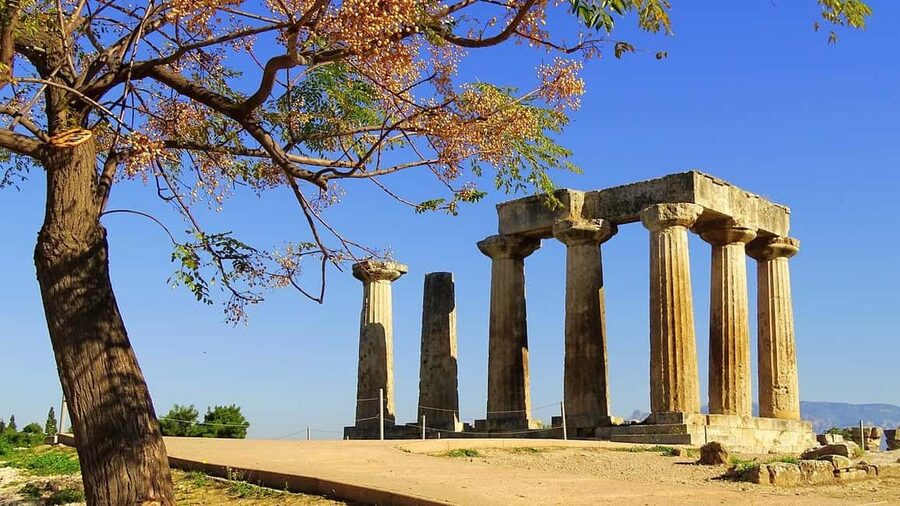 Athens: Corinth Canal, Mycenae & Nafplio Premium Guided Tour - Getting Out of Athens: The Coach, Comfort, and Timing