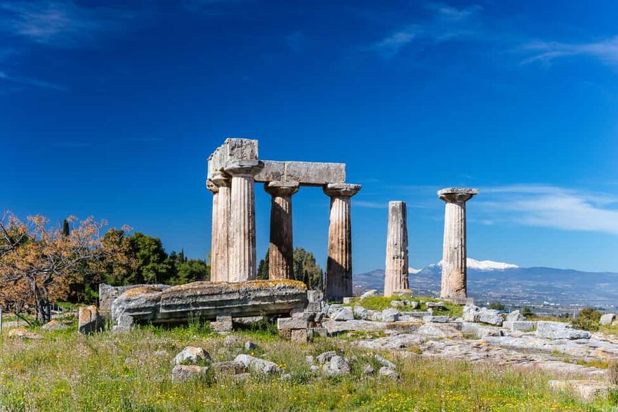 Athens: Corinth Canal, Mycenae & Nafplio Premium Guided Tour - Mycenae Village Lunch: A Traditional Reset Before Nafplio