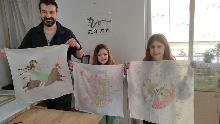 Athens: Create your own Greek Silk Scarf Souvenirs - Your 2-Hour Workshop Rhythm, From Theme to Finished Scarf