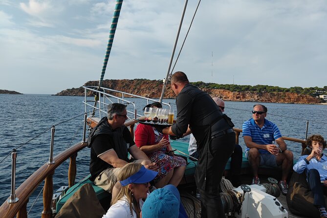 Athens cruise: Agistri, Moni/Metopi, Aegina with lunch & drinks - Lunch on board: Greek buffet, drinks, and real variety