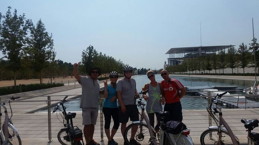 Athens: Electric Bike Seaside Tour with Guide - Marina Flisvos Yachts, Mikrolimano Views, and the Edem Beach Break