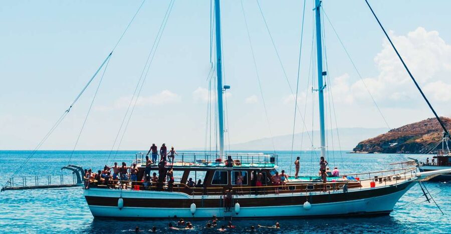 Athens: Full-Day Island Hopping Cruise with Lunch & Transfer - A Wooden Boat Cruise That Gets You Out of Athens Fast