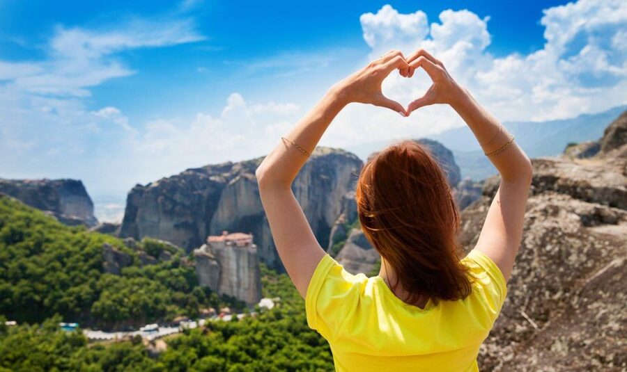 Athens: Full-Day Meteora Tour with Local Guide & Greek Lunch - Greek lunch at a local restaurant: what’s included and when it’s best to eat