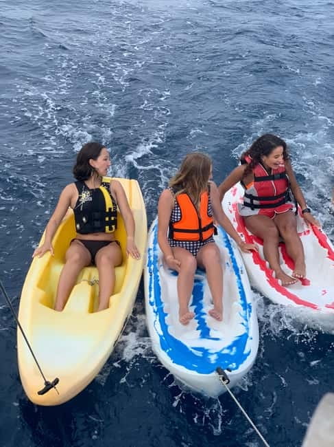 Athens: Full-Day Private Sailing Trip with Meal & Drinks - Idrousa time: why this stop is the whole point