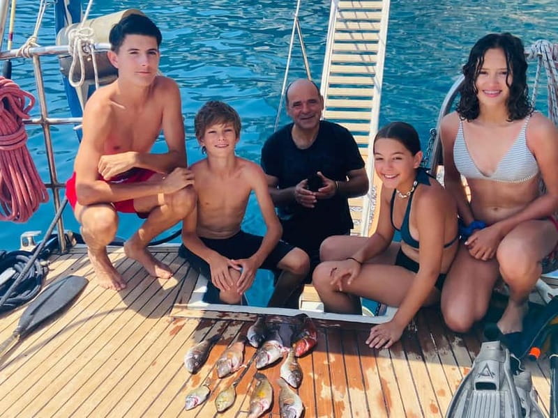 Athens: Full-Day Private Sailing Trip with Meal & Drinks - Music, speakers, karaoke, and making it a party