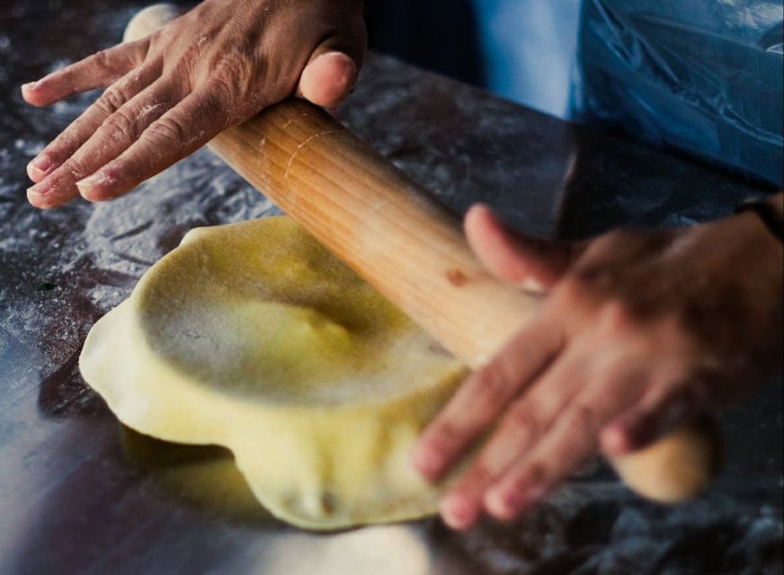 Athens: Greek Cooking Class & Dinner on a Rooftop - The flow of the class, from prep to dinner