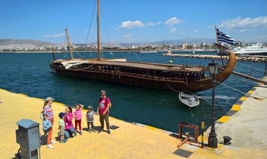 Athens Half-Day Private City Tour - Plaka, the flea market, and a realistic Athens break