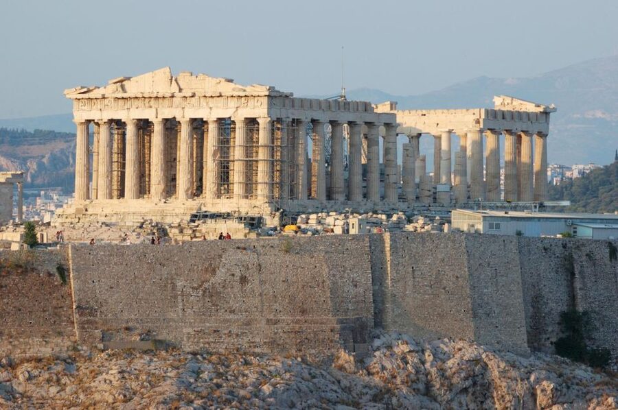 Athens: Half-Day Sightseeing Tour with Acropolis Museum - Timing, group size, and comfort in summer heat