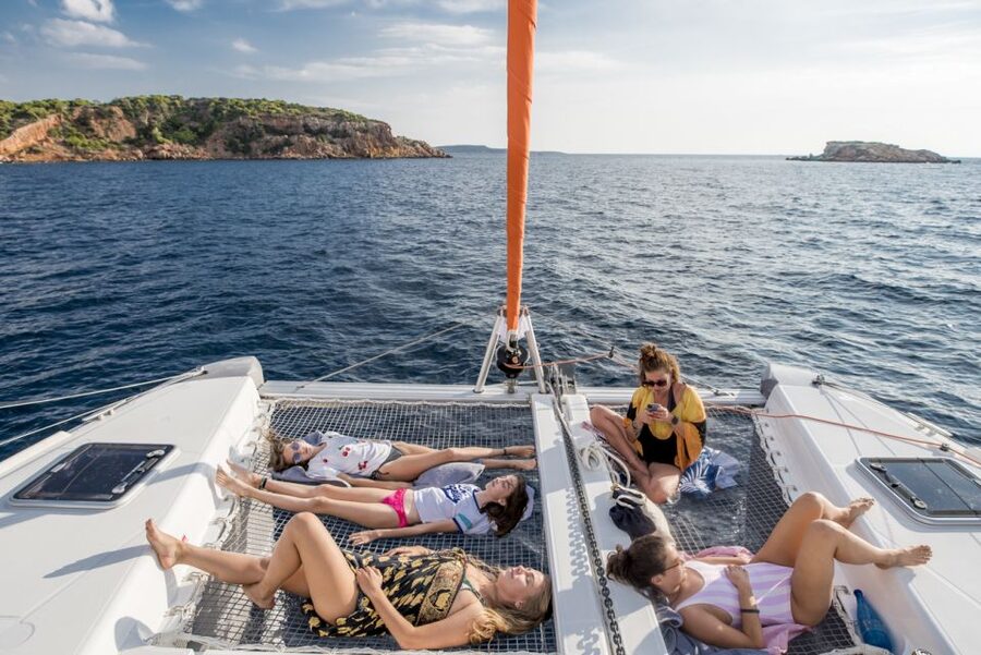 Athens: Half-Day Sunset Catamaran Cruise with Meal & Drinks - Group size and the vibe: calm, social, and not a party boat