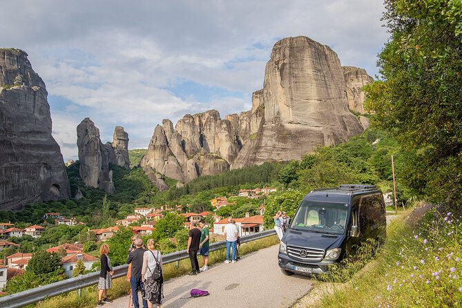 Athens: Meteora Monasteries, Caves & Coastal Stopovers with Lunch - Inside Varlaam, Great Meteoro, and Agios Stefanos: the core monastery experience