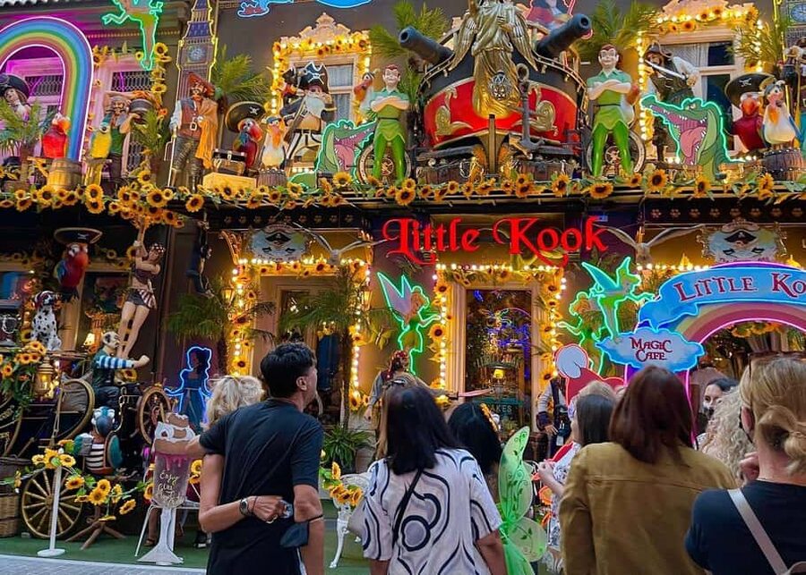 Athens: Night Walking Tour with Local Guide - Key things I’d put on your radar