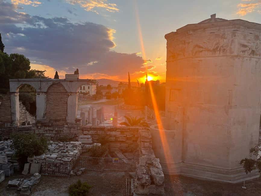 Athens: Night Walking Tour with Local Guide - Benizelos Mansion, why the oldest house detail matters