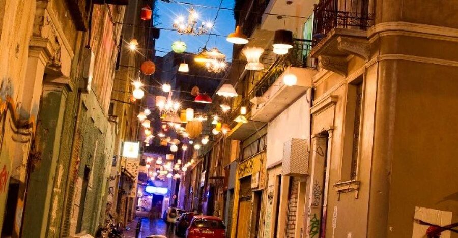Athens: Old Town Electric Bike Tour with Local Mezes - Drinks, pacing, and why the meal feels like part of the tour