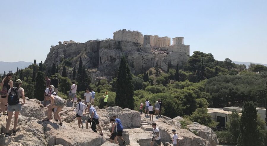 Athens: Private 4-Hour Tour with Acropolis and Old Town - Monastiraki and the flea market feel
