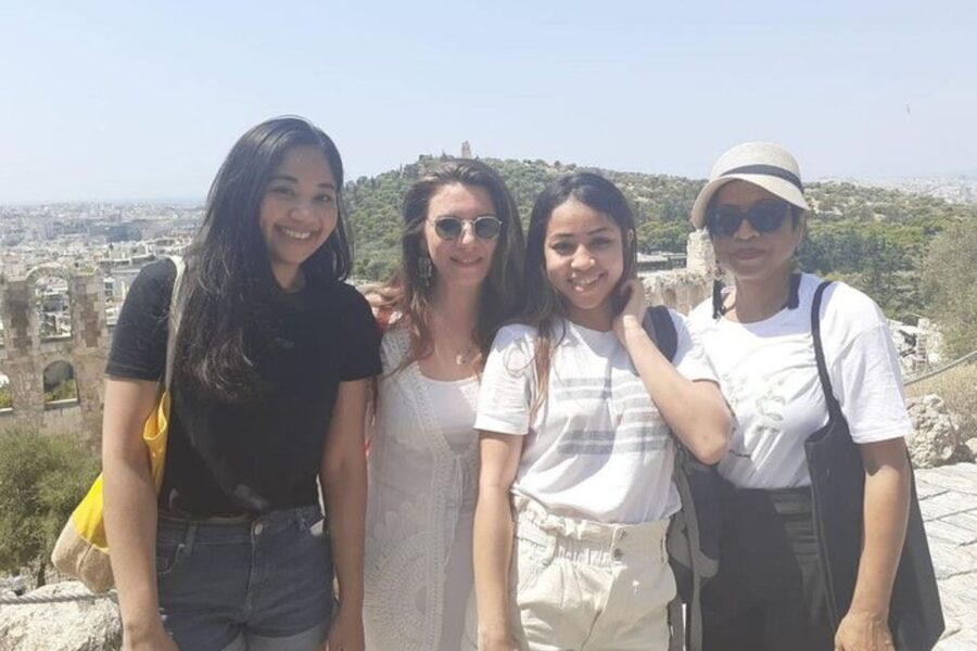 Athens : Private Walking Tour With A Guide ( Private Tour ) - The Bonus You Get: Local Eating Tips and City-Wide Advice