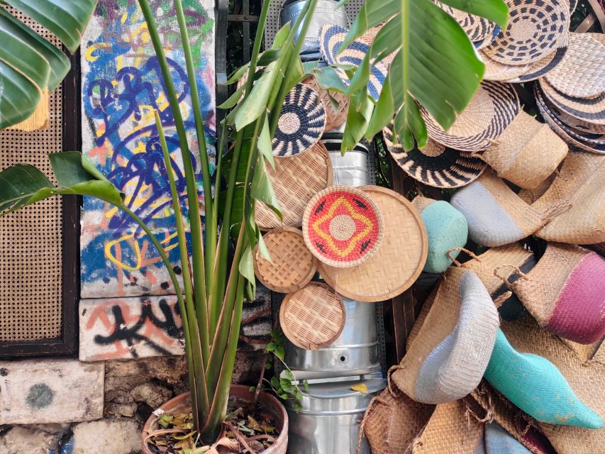 Athens: Street Food Tasting Tour - Souvlaki with pita, tomatoes, tzatziki, plus beer or wine