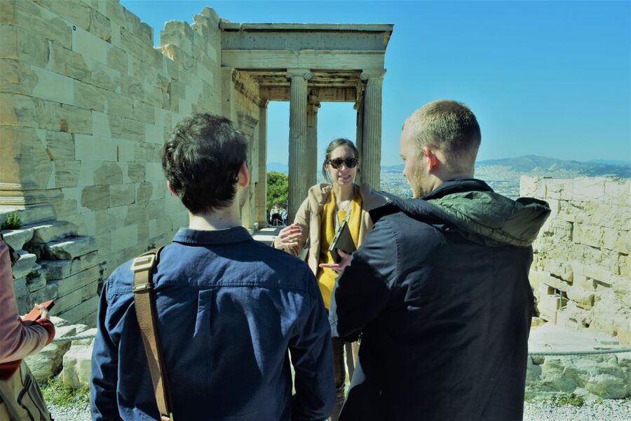 Athens: The Acropolis Guided Walking Tour in German - Starting at the side entrance, walking uphill with purpose