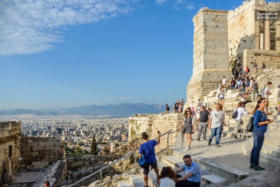 Athens: The Acropolis Walking Group Tour with a French Guide - French guidance, plus what to do if you do not speak French well