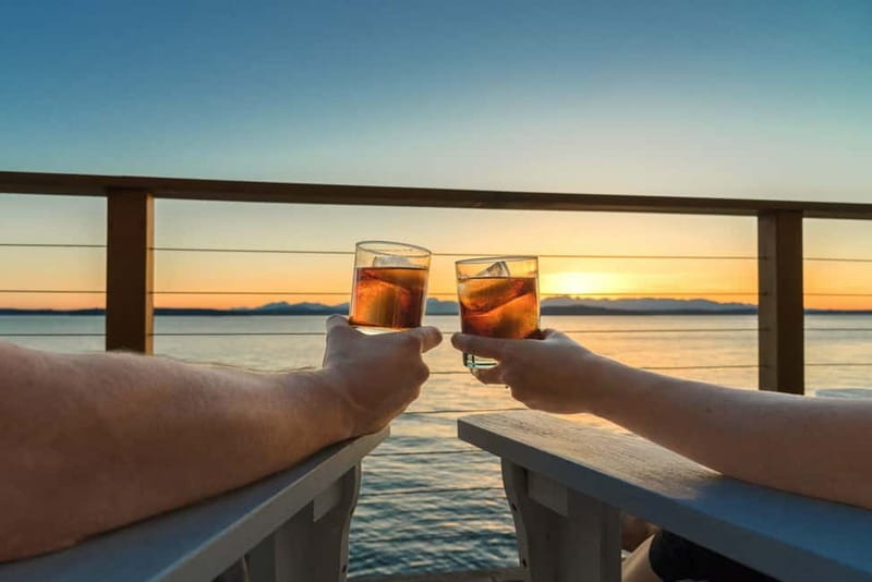 Athens: VIP Swimming Cruise to three islands - Athens Riviera VIP Cruise: what you really pay for