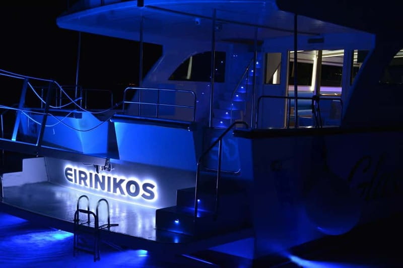 Back to the '80s Disco Cruise Ammouliani Round Tour - Quick logistics that help you enjoy the first 10 minutes