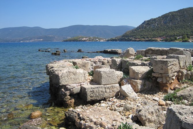Biblical Tour Letters ToThe Corinthians St Paul’s Footsteps 6Hour - Corinth’s Agora and the bema where Paul addressed people