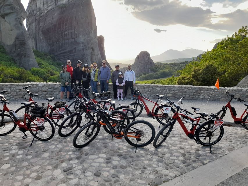 Breath-taking Monasteries Morning E-Bike Tour - Meeting point and the red e-bike start in Kalabaka